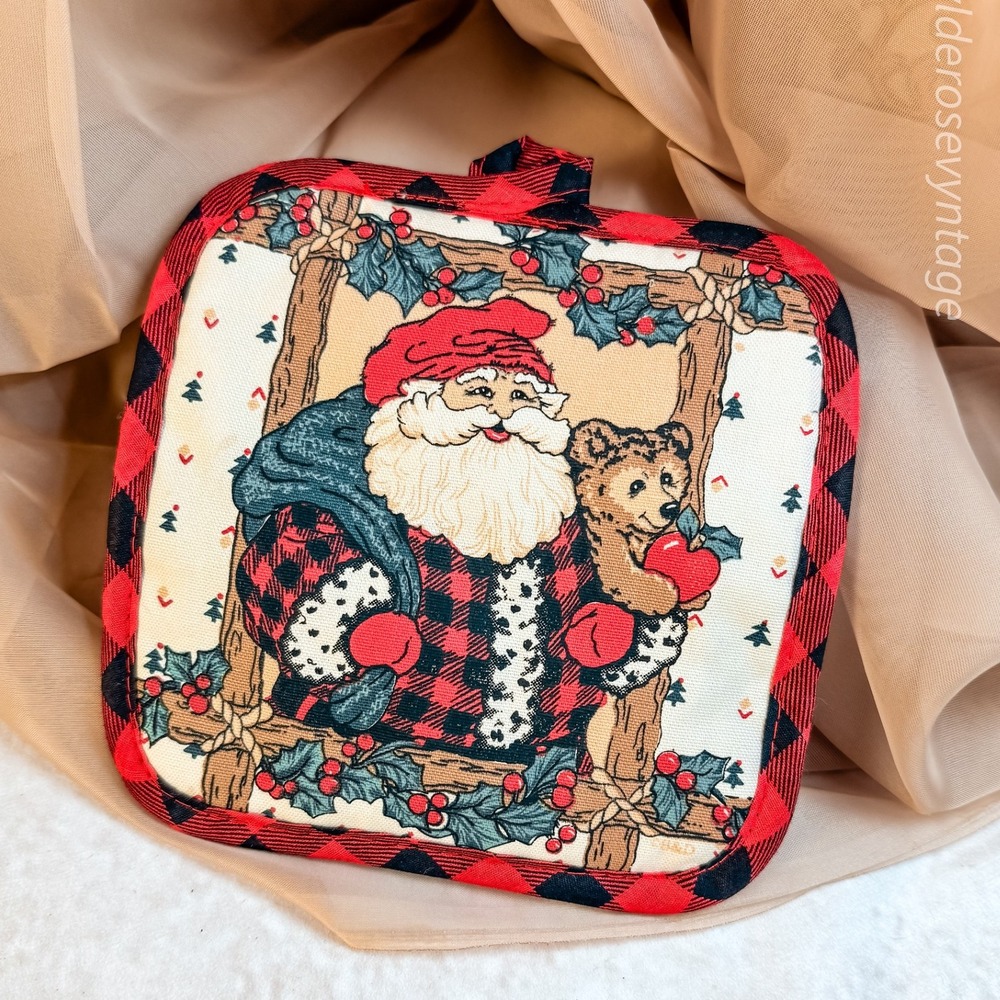 Buffalo Plaid Santa with a Teddy Bear Pot Holder
